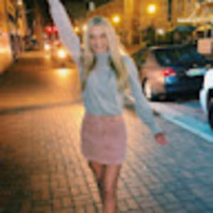 Meet your Posher, Carlie grace